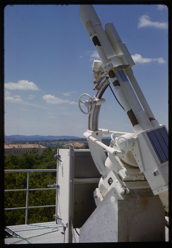 Héliographe de Lyot - Observatoire de Haute-Provence (titre forgé) / [3 images]