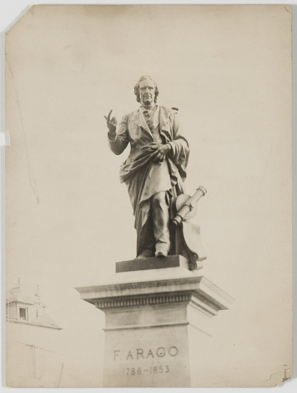 Statue François Arago (titre forgé)