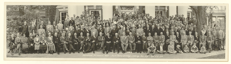 Quatrième assemblée générale de l’Union Astronomique Internationale à Cambridge, Massachusetts, Etats-Unis, 2-9 septembre 1932 (titre original)