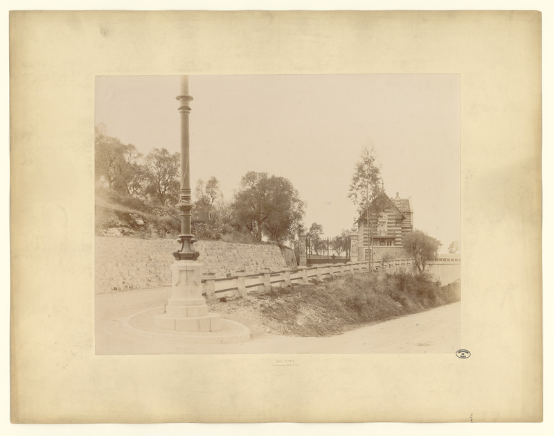 Entrée de l'Observatoire de Nice (titre forgé)