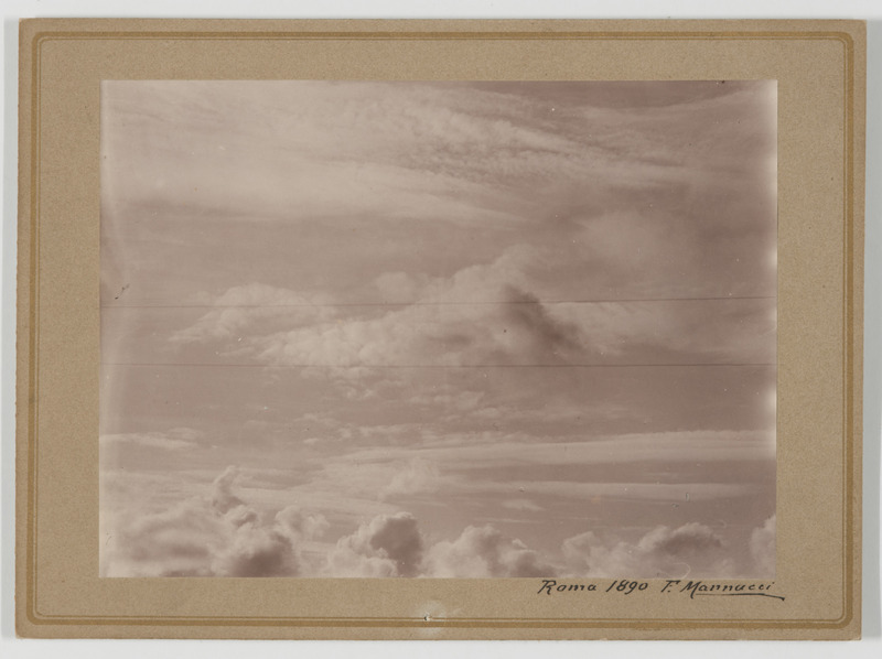 Photographies de nuages, par Federico Manucci (titre forgé), Roma 1890. F.Manucci (titre original)