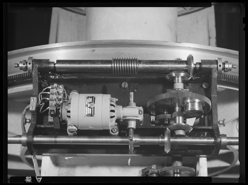 Système d'entraînement de la table équatoriale de l'Observatoire de Meudon (titre forgé)