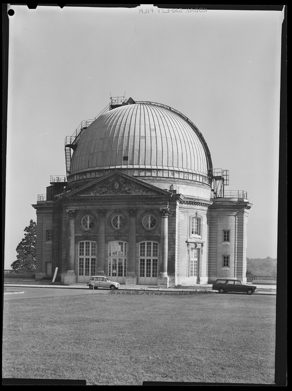 La coupole de la grande lunette - Observatoire de Meudon (titre forgé)