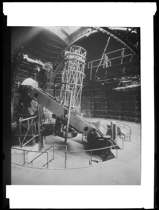 Télescope de 2m54 de l'Observatoire du Mt Wilson (titre forgé)