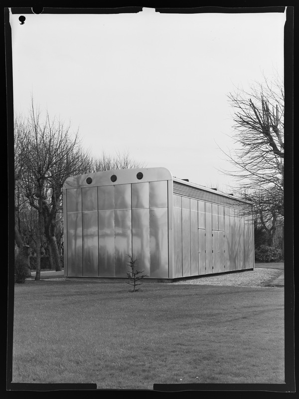 Bâtiment de la lunette méridienne à l'Observatoire de Paris. Côté Sud - Observatoire de Paris (titre forgé)