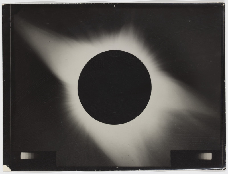 Eclipse de soleil, 1952, expédition à Khartoum, Lyot ? (titre forgé)