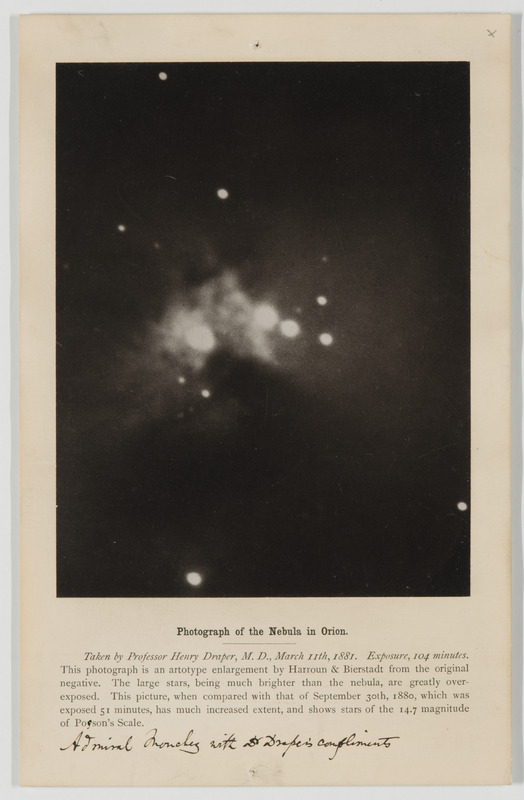 Photograph of the Nebula in Orion, taken by Professor Henry Draper, M.D., March 11th, 1881. Exposure 104 minutes. (titre original)