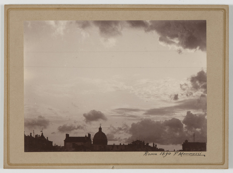 Photographies de nuages, par Federico Manucci (titre forgé), Roma 1890. F.Manucci (titre original)