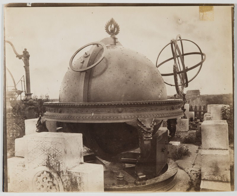 Observatoire de Pékin : globe céleste en bronze (titre forgé)