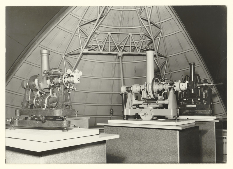 Observatoire de Brera, Milan [Italie]. Trois instruments des passages. (titre forgé)