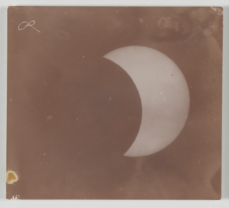 Phases de l’éclipse du 30 août 1905 [mission Andoyer] (titre forgé)