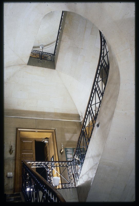 Observatoire de Paris - grand escalier d'honneur (titre forgé)