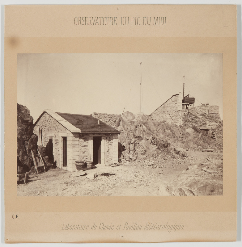 Observatoire du Pic du Midi : Laboratoire de Chimie et Pavillon Météorologique (titre original)