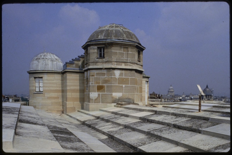 Observatoire de Paris -Toit du batiment Perrault- Obs.nord (titre forgé) / [13 images]