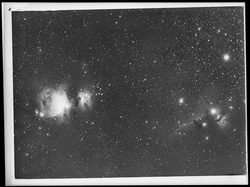 Constellation d'Orion avec les deux nébuleuses d'Orion et la Tête de Cheval - Cliché J.Texereau - Télescope Schmidt de 30cm - Observatoire de Haute-Provence (titre forgé)