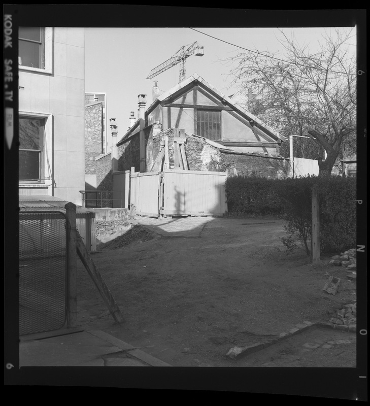 Construction de l'immeuble de l'Observatoire de Paris situé 77, avenue Denfert-Rochereau (1975) (titre forgé) / [32 images]