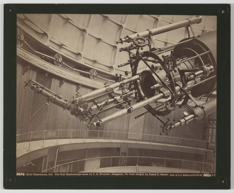 Lick Observatory, Cal. : the Star Spectroscope made by J. A. Brashear, Allegheny, Pa. from designs by James E. Keeler (titre original)