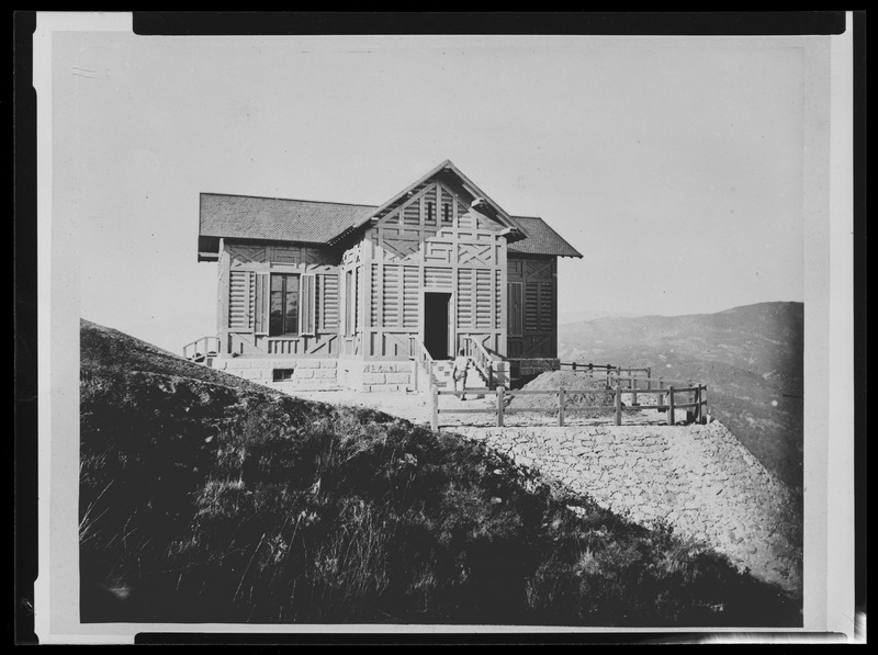 Observatoire de Nice en construction - pavillon magnétique [Juillet 1882-Avril 1885] (titre forgé)