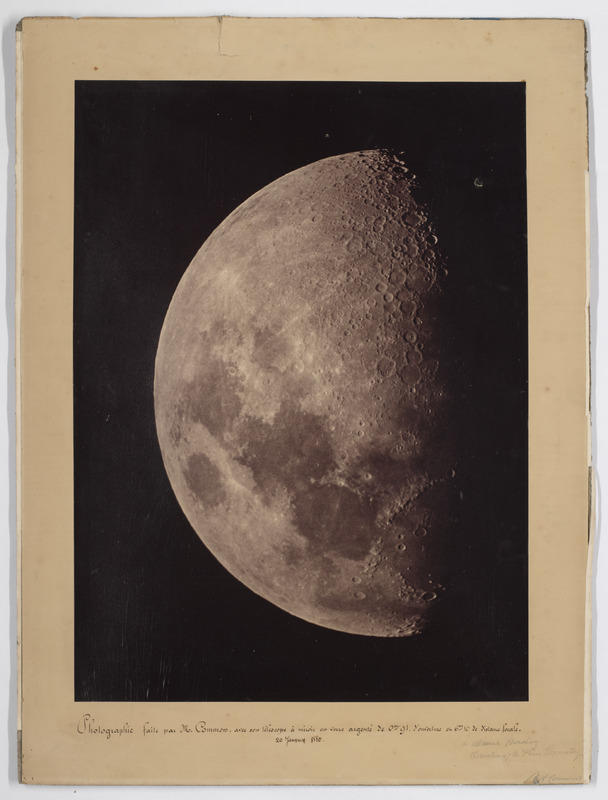 Photographie de la lune faite par M. Common, avec son télescope à miroir en verre argenté de 0m91 d’ouverture et 6m10 de distance focale [20 janvier 1880] (titre original)