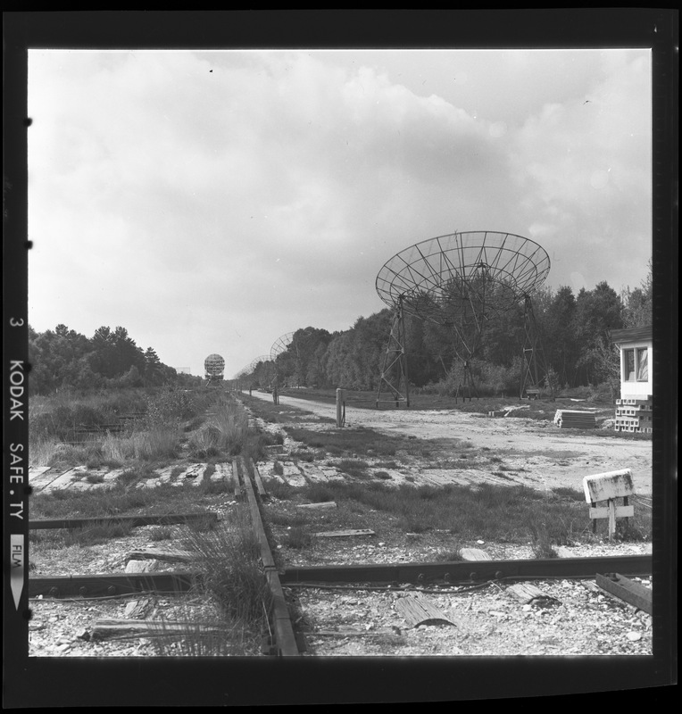 La branche Nord-Sud de l'interféromètre solaire métrique - Station de Radioastronomie de Nançay (titre forgé)